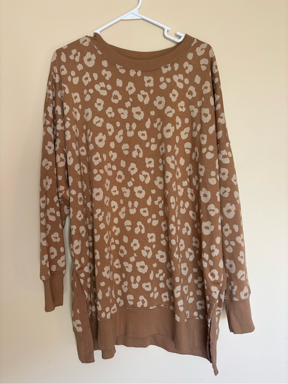 Old Navy Tan and Cream Leopard Print Pullover Sweatshirt